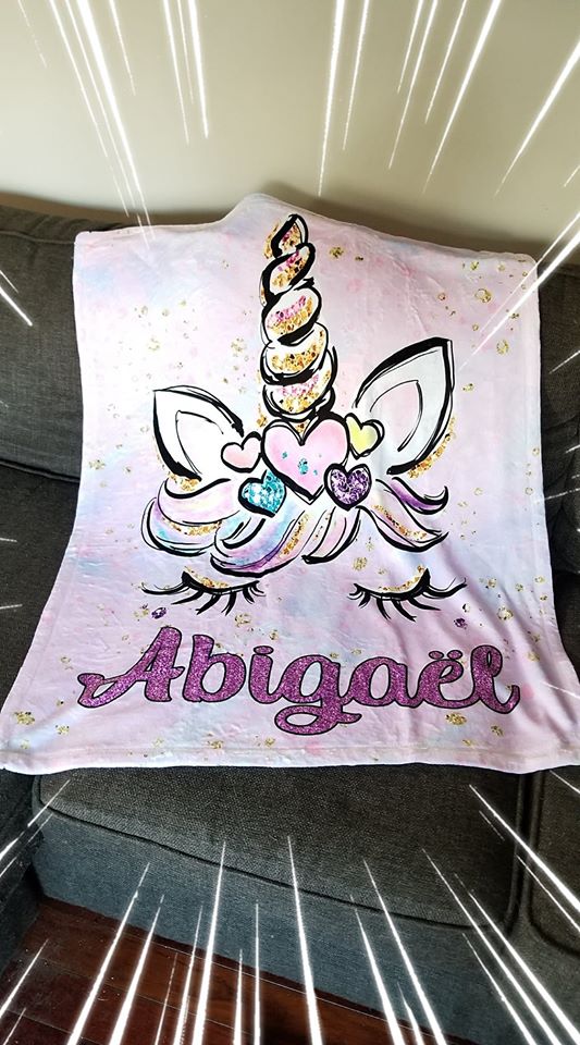 Couverture imprimée - Tête de licorne avec infos de naissance - manoushkacreation